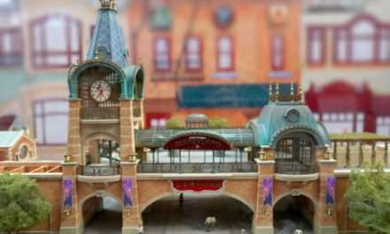 Shanghai Disney Resort Themed Exhibition Officially Arrives in Hangzhou