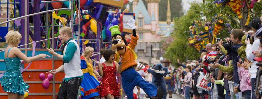 13 Things You Only Know if You’re a Disney Parks Fan