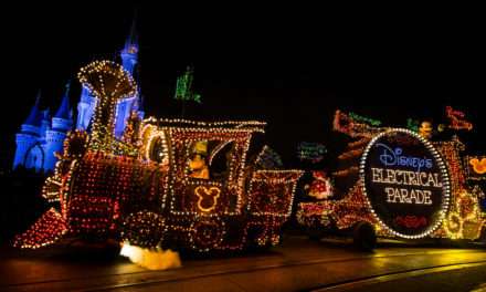 Tips for Main Street Electrical Parade Viewing