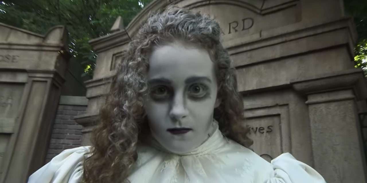 Haunted Mansion ‘Ghost Bride’ Makeup Tutorial for Girls