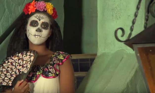 Halloween DIY: ‘Day of the Dead’ Make-Up Tutorial