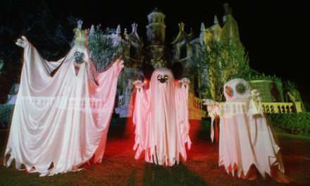 Days of Disney Past: Haunts at the Haunted Mansion!