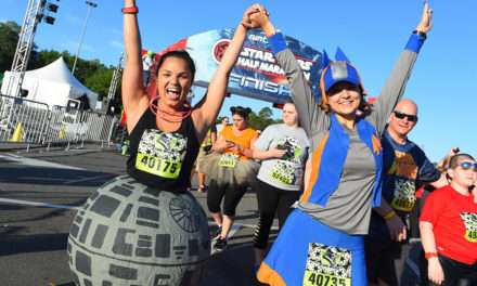 Most Impressive Looks at runDisney Star Wars Half Marathon – The Dark Side!