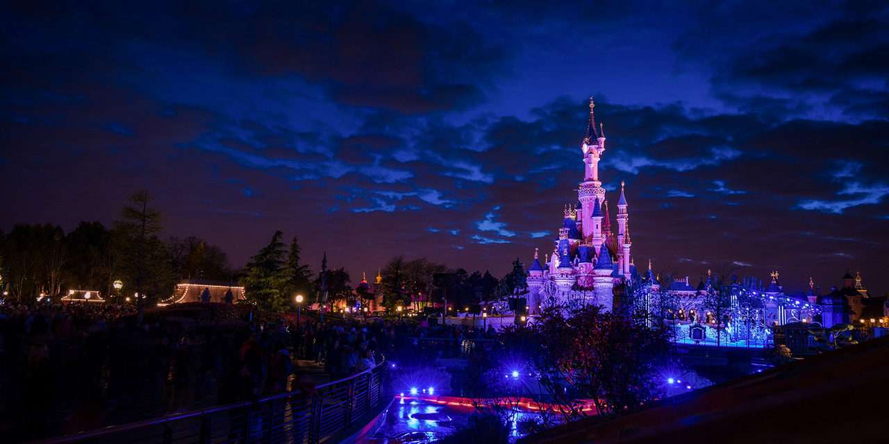 Disney Parks After Dark: Dusk at Disneyland Paris