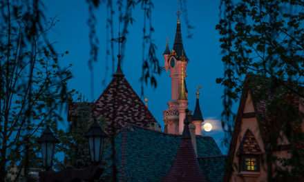 Disney Parks After Dark: A Full Moon at Disneyland Paris