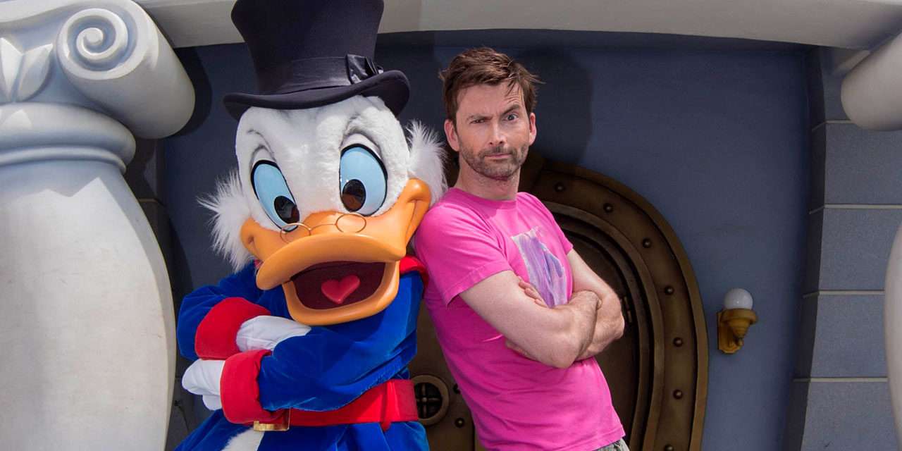 ‘DuckTales’ Star David Tennant Visits Scrooge McDuck at Disneyland Park