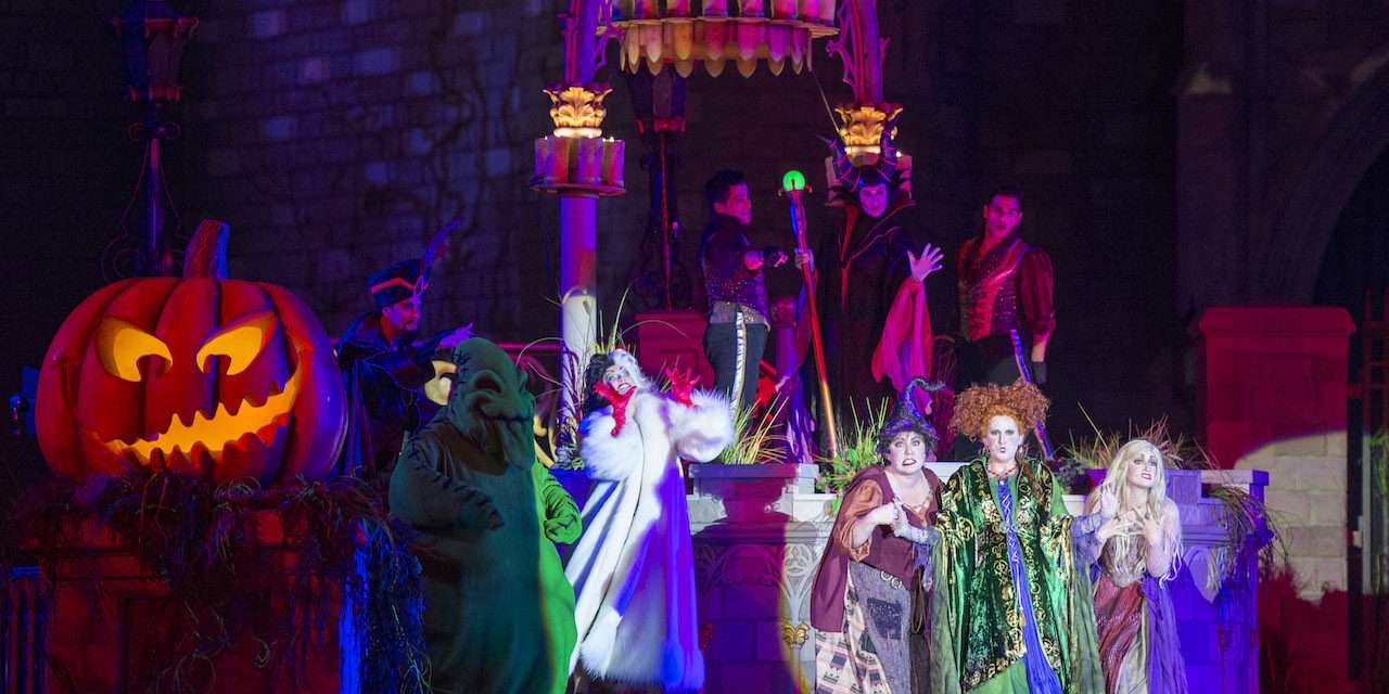 9 Magic Kingdom Park Photos That Will Inspire Halloween Thrills Right Now