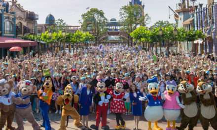 Shanghai Disney Resort Receives 2017 China Best Employer Award