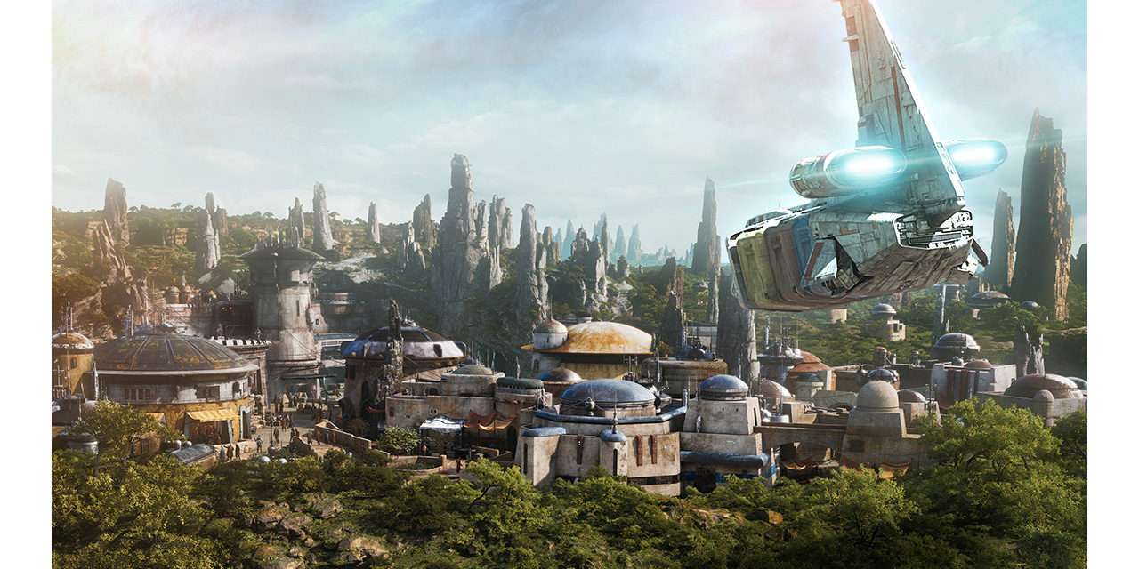 Star Tours Gives Guests First Peek at Star Wars: Galaxy’s Edge Planet at Disney Parks