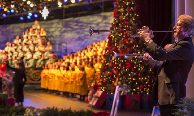 The ‘Candlelight Processional’ Returns To Epcot