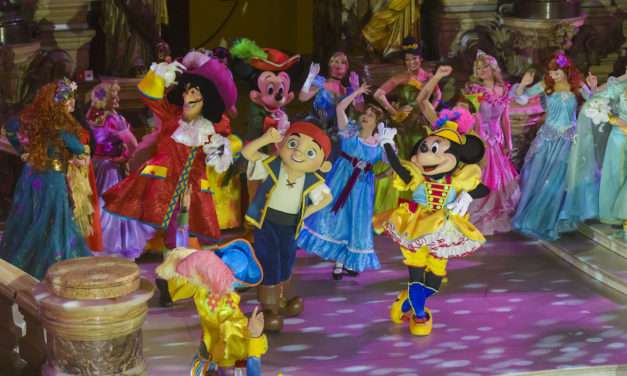 Disneyland Paris Fans Get a Preview of Pirates & Princesses Festival