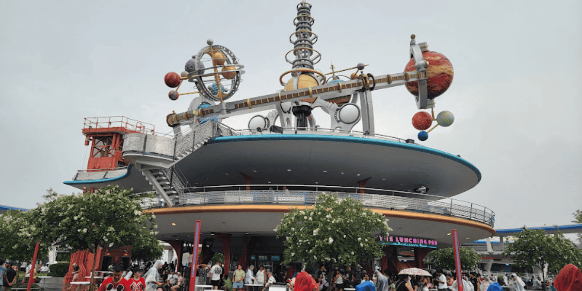 ### Unveiling the Top Gripes Among Disney Park Fans – Do They Strike a Chord with You?