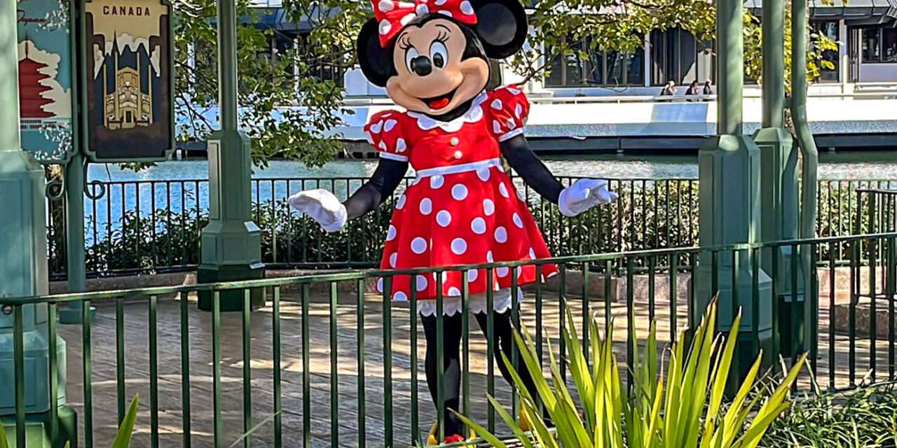 Snuggle Up with Minnie Mouse at Tokyo Disneyland’s Luxurious Pajama Party!