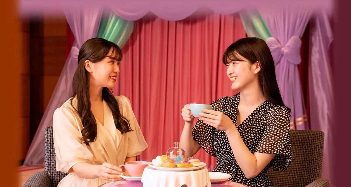 “Minnie Mouse Magic: Sleepover Sensation at Tokyo Disney Ambassador Hotel!”