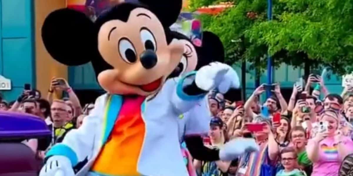 Disneyland Paris Makes History with Inclusive Pride Parade Featuring Beloved Characters