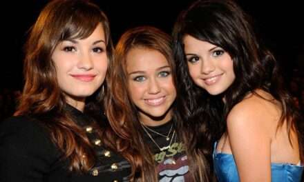 “Disney Channel Stars: The Iconic Music of the 2000s Revived!”