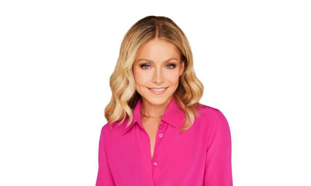 Unveiling the Magic: Kelly Ripa’s Journey to Disney Legend Honor