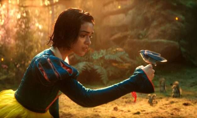 “Snow White’s Frosty Reception at the Box Office: A Deep Dive into Disney’s Live-Action Revamp Strategy”